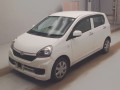 2017 Daihatsu Mira e:S