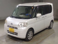 2010 Daihatsu Tanto