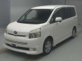 2009 Toyota Voxy