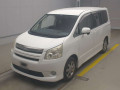2007 Toyota Noah