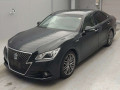 2013 Toyota Crown Hybrid