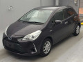 2017 Toyota Vitz