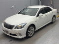 2010 Toyota Crown Hybrid