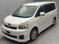 2010 Toyota Voxy
