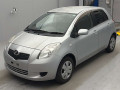 2005 Toyota Vitz