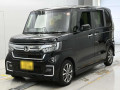 2022 Honda N-BOX CUSTOM