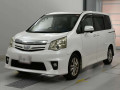 2012 Toyota Noah