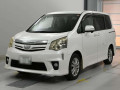 2010 Toyota Noah