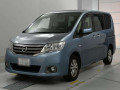 2013 Nissan Serena