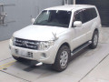 2014 Mitsubishi Pajero