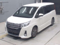 2016 Toyota Noah