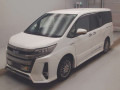 2019 Toyota Noah