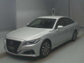 2019 Toyota Crown Hybrid