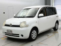 2004 Toyota Sienta