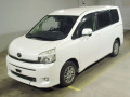 2013 Toyota Voxy