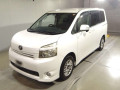 2009 Toyota Voxy