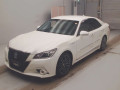 2015 Toyota Crown Hybrid