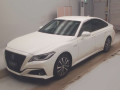 2019 Toyota Crown Hybrid