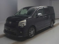 2013 Toyota Voxy