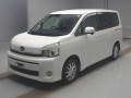 2011 Toyota Voxy