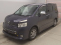 2009 Toyota Voxy