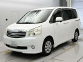 2013 Toyota Noah