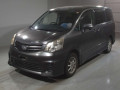 2011 Toyota Noah