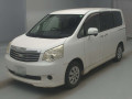 2011 Toyota Noah