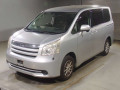 2009 Toyota Noah