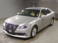 2013 Toyota Crown Hybrid