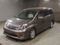 2010 Toyota Isis