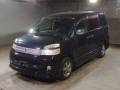 2006 Toyota Voxy