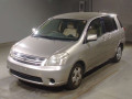 2005 Toyota Raum