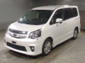 2012 Toyota Noah