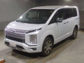 2024 Mitsubishi Delica D5