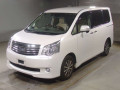 2011 Toyota Noah