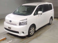 2009 Toyota Voxy