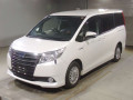2015 Toyota Noah