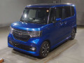 2017 Honda N-BOX CUSTOM