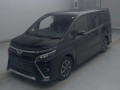 2017 Toyota Voxy