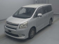 2008 Toyota Noah