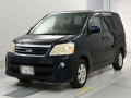 2005 Toyota Noah