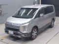 2019 Mitsubishi Delica D5