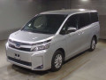 2019 Toyota Voxy