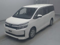 2016 Toyota Voxy