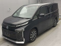 2022 Toyota Voxy