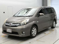 2014 Toyota Isis