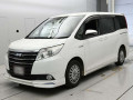 2015 Toyota Noah