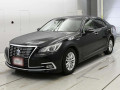 2013 Toyota Crown Hybrid