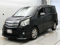 2013 Toyota Noah